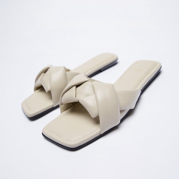 ZARA Woven Flat Leather Sandals Off White